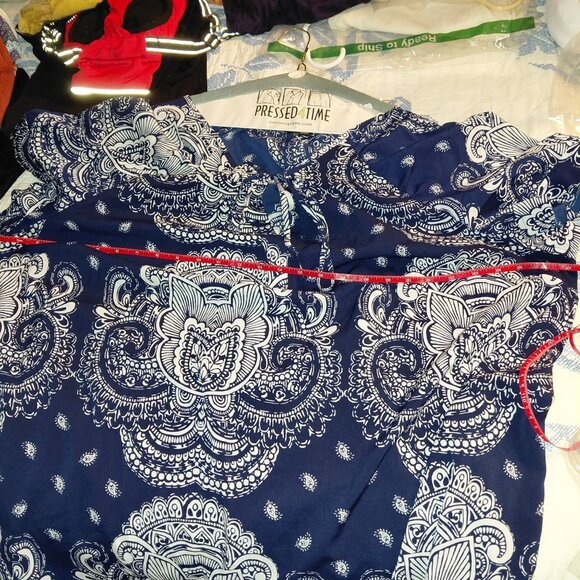 ana blue and white tunic blouse medallion print 3X - Picture 8 of 11